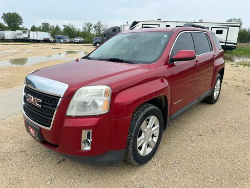 Used 2013 GMC Terrain SLT FWD image 2