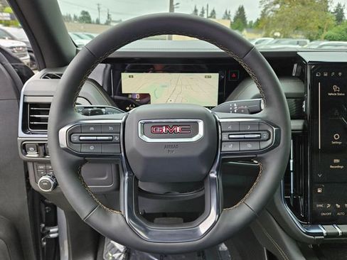 New 2026 GMC Yukon AT4 AWD/4WD image 28