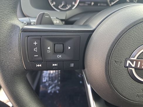 Certified 2023 Nissan Pathfinder S FWD image 22