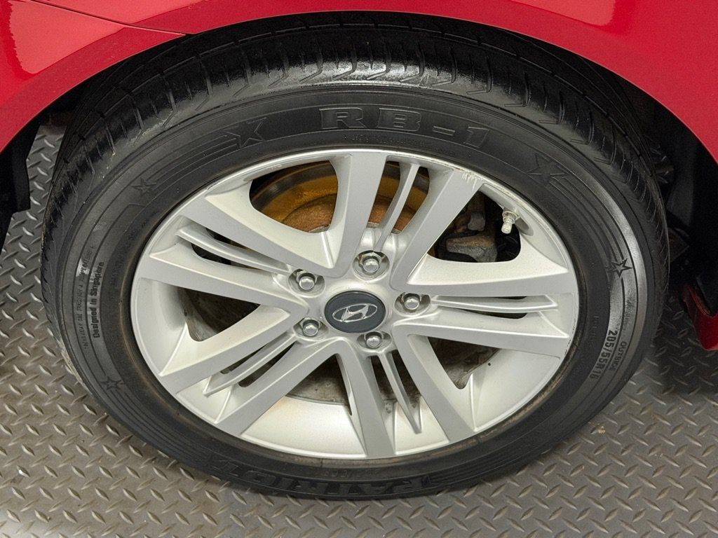 Used 2007 Hyundai Tiburon GS FWD image 17