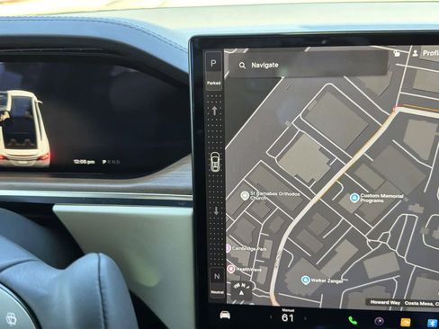 Used 2024 Tesla Model X image 17