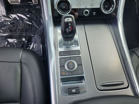 Used 2022 Land Rover Range Rover Sport HSE Dynamic image 16