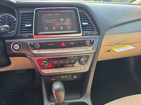 Used 2018 Hyundai Sonata SEL FWD image 21
