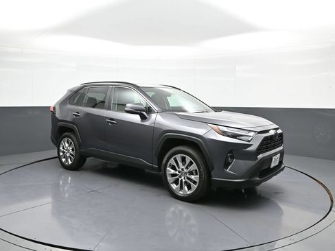 Certified 2024 Toyota RAV4 XLE Premium AWD/4WD image 4