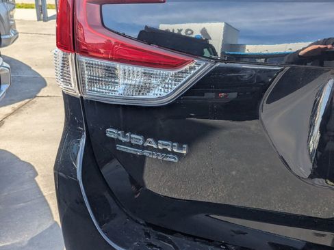 Used 2022 Subaru Forester Premium image 5