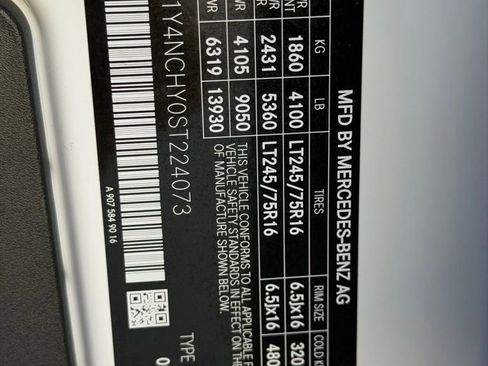 Used 2025 Mercedes-Benz Sprinter 2500 image 10