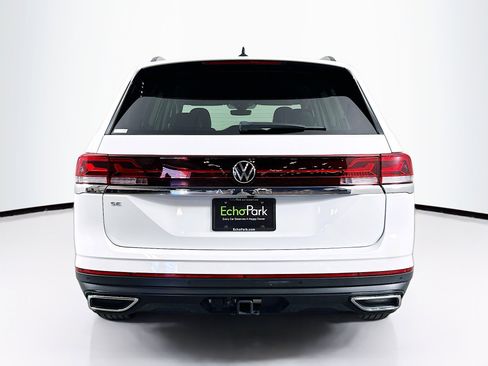 Used 2024 Volkswagen Atlas SE image 7