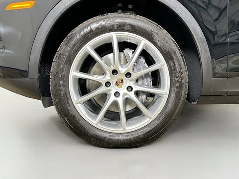 Used 2019 Porsche Cayenne AWD/4WD image 39