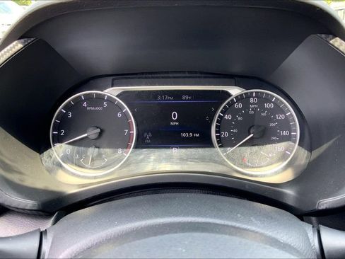 Used 2022 Nissan Sentra SV w/ All-Weather Package FWD image 8