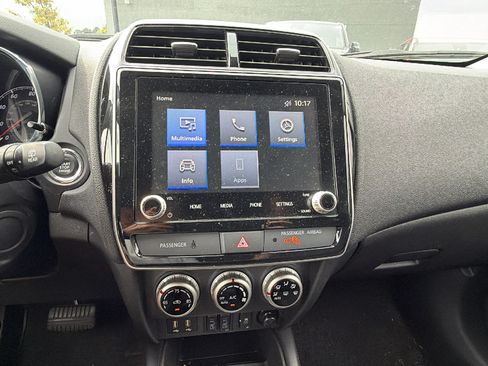 Used 2024 Mitsubishi Outlander Sport AWD image 31
