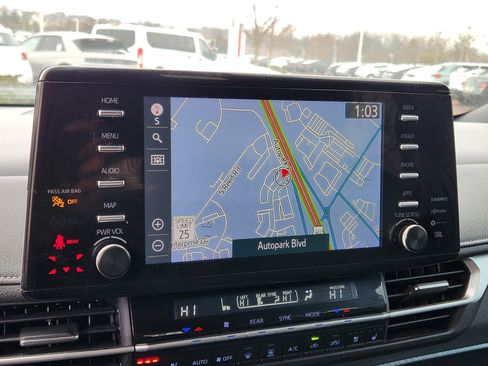 Used 2023 Toyota Sienna XSE image 22