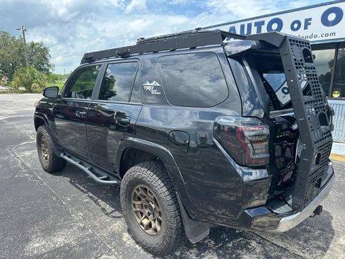 Used 2024 Toyota 4Runner TRD Off-Road Premium AWD/4WD image 8