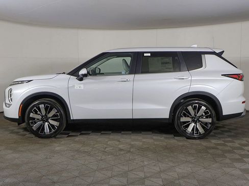 New 2026 Mitsubishi Outlander SE FWD image 19
