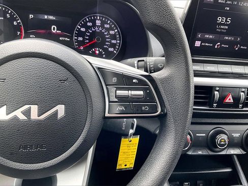 Certified 2024 Kia Forte LXS image 18