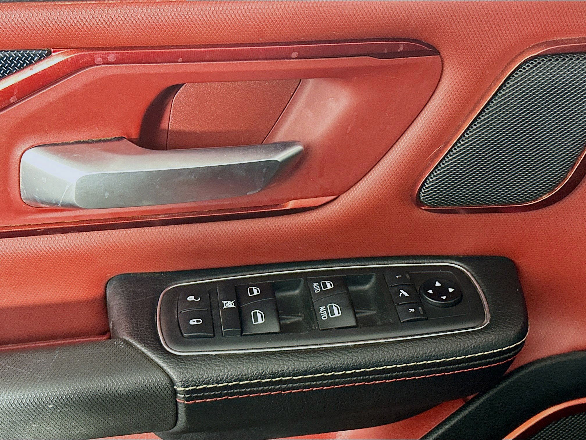 Used 2020 RAM 1500 Rebel w/ Rebel Level 2 Equipment Group AWD/4WD image 15
