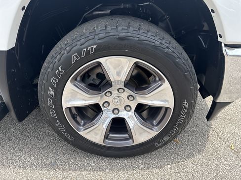 Used 2021 RAM 1500 Laramie AWD/4WD image 13