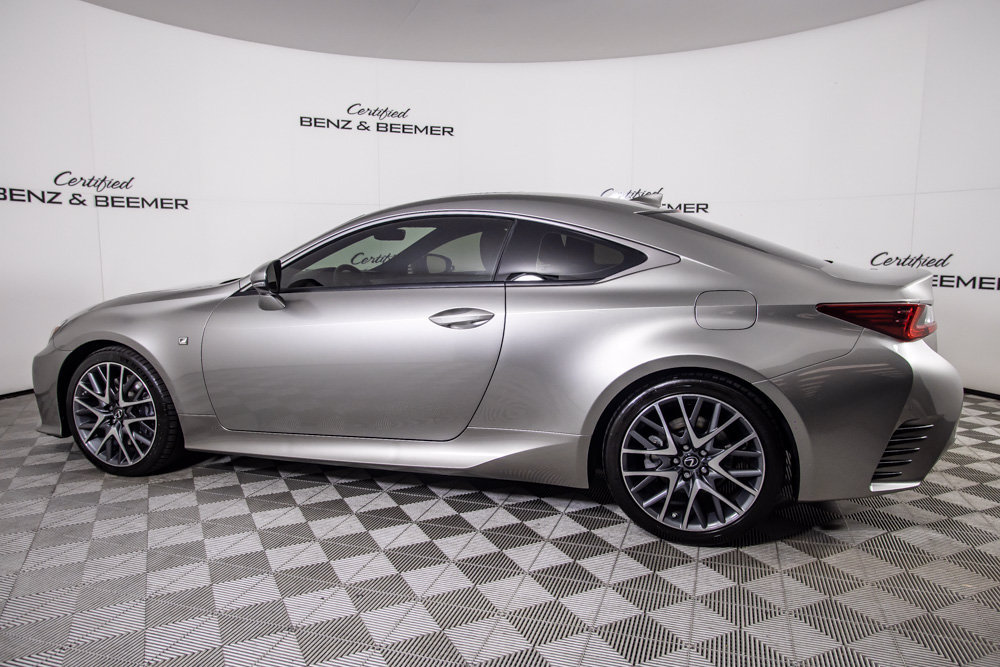 Used 2016 Lexus RC 200t RWD image 11