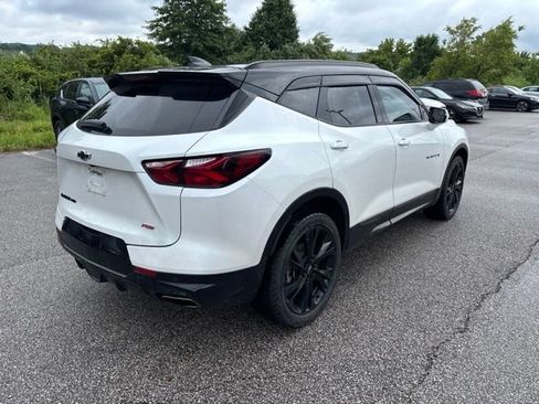 Used 2022 Chevrolet Blazer RS w/ Enhanced Convenience Package AWD/4WD image 3