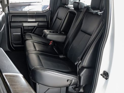 Used 2021 Ford F350 Lariat w/ Chrome Package image 39