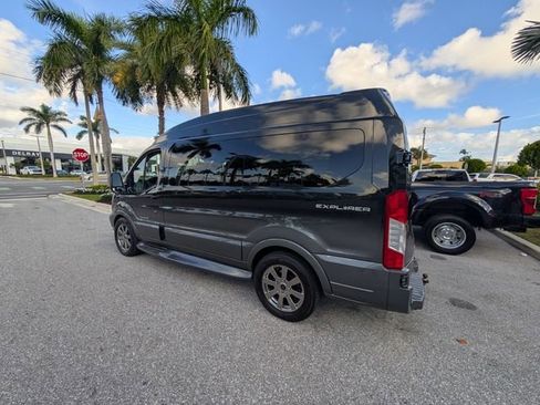 Used 2015 Ford Transit 150 130 Low Roof w/ Exterior Upgrade Package RWD image 9