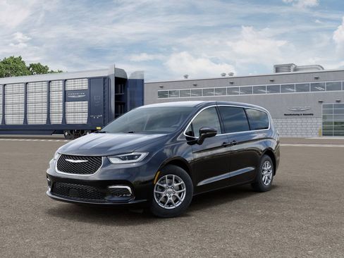 New 2026 Chrysler Pacifica Select image 1