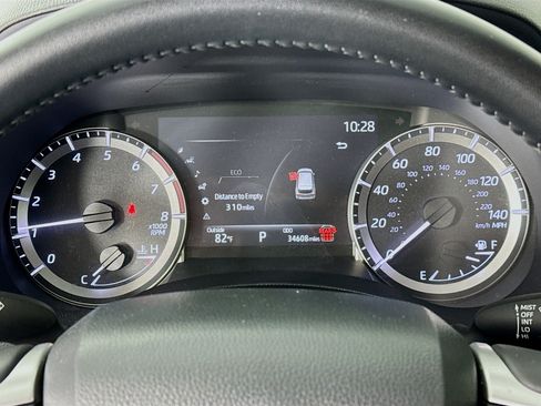 Certified 2025 Toyota Highlander LE AWD/4WD image 12