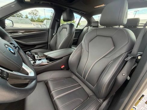 Used 2021 BMW 540i w/ Convenience Package RWD image 16