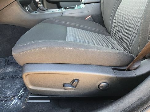 Used 2023 Dodge Charger SXT w/ Blacktop Package RWD image 22