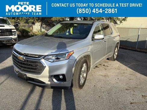 Used 2021 Chevrolet Traverse Premier image 1