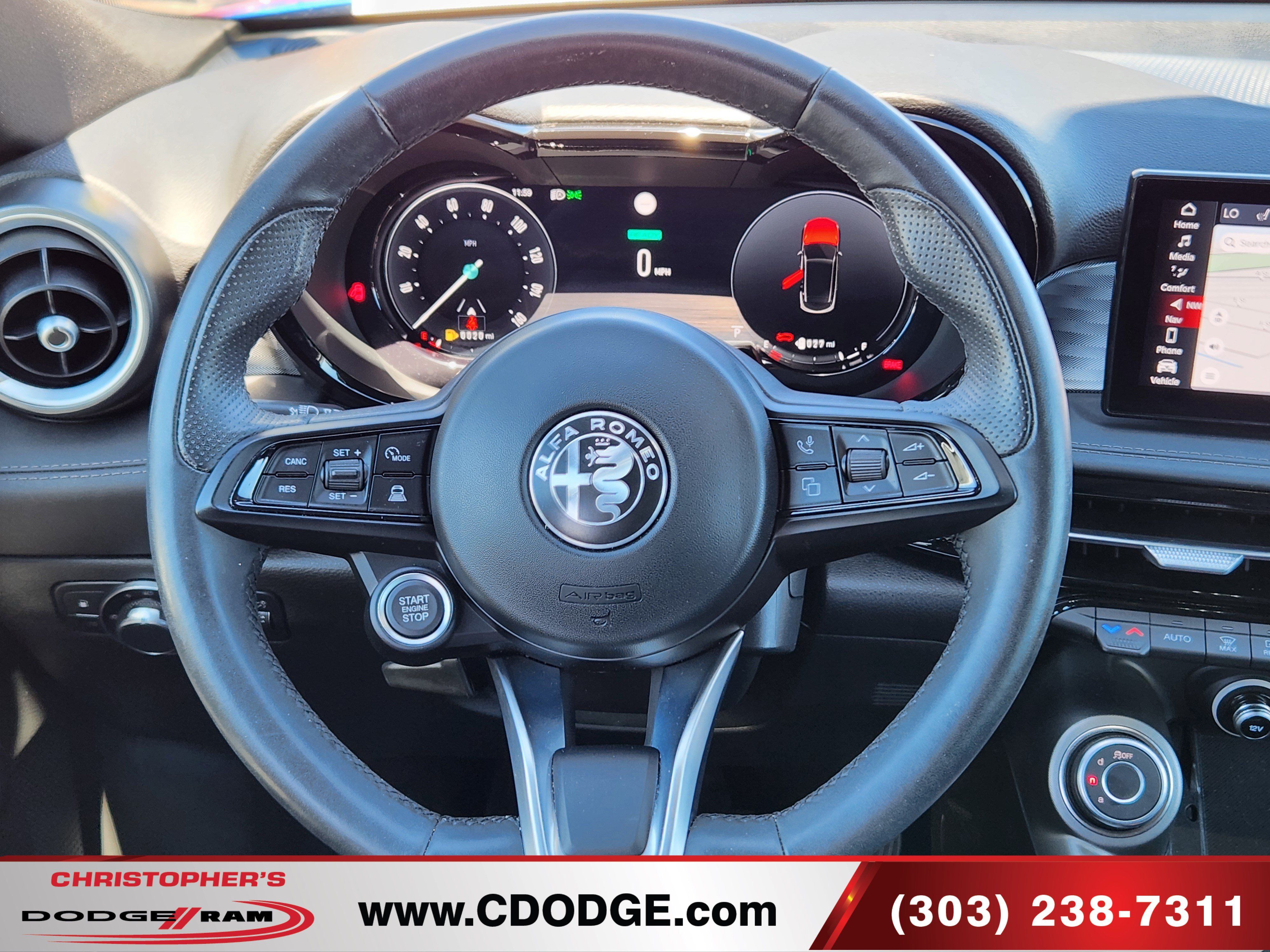 Used 2024 Alfa Romeo Tonale Ti w/ Premium Interior Package AWD/4WD image 9
