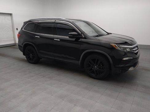 Used 2017 Honda Pilot Elite image 11