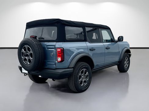 Used 2023 Ford Bronco Black Diamond AWD/4WD image 3