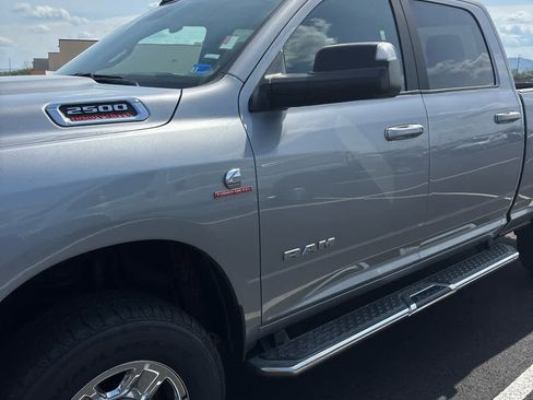 Used 2022 RAM 2500 Big Horn AWD/4WD image 5