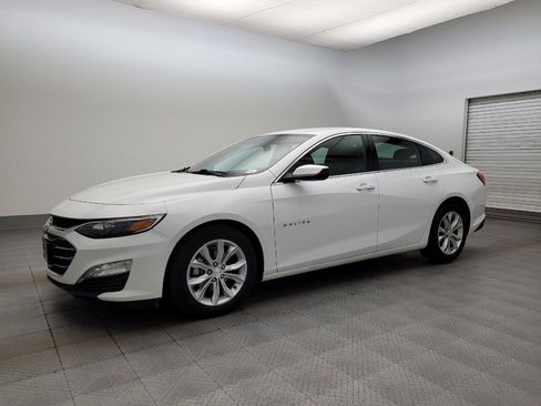 Used 2023 Chevrolet Malibu LT image 2