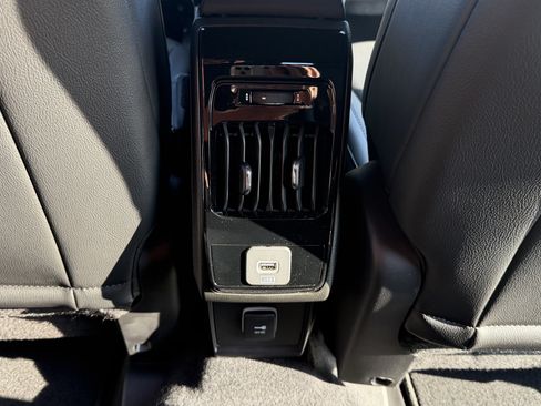 New 2026 Jeep Compass Latitude AWD/4WD image 31