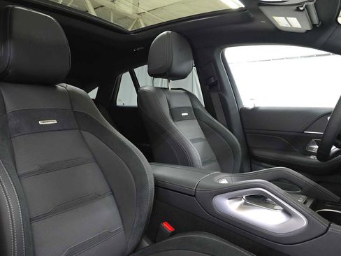 New 2026 Mercedes-Benz GLE 53 AMG 4MATIC Coupe image 13