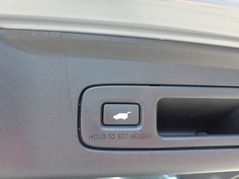 Certified 2025 Acura ADX FWD image 13