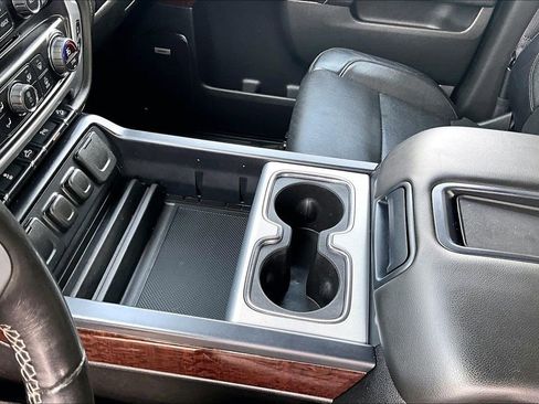 Used 2015 GMC Sierra 1500 SLT w/ SLT Crew Cab Value Package image 16