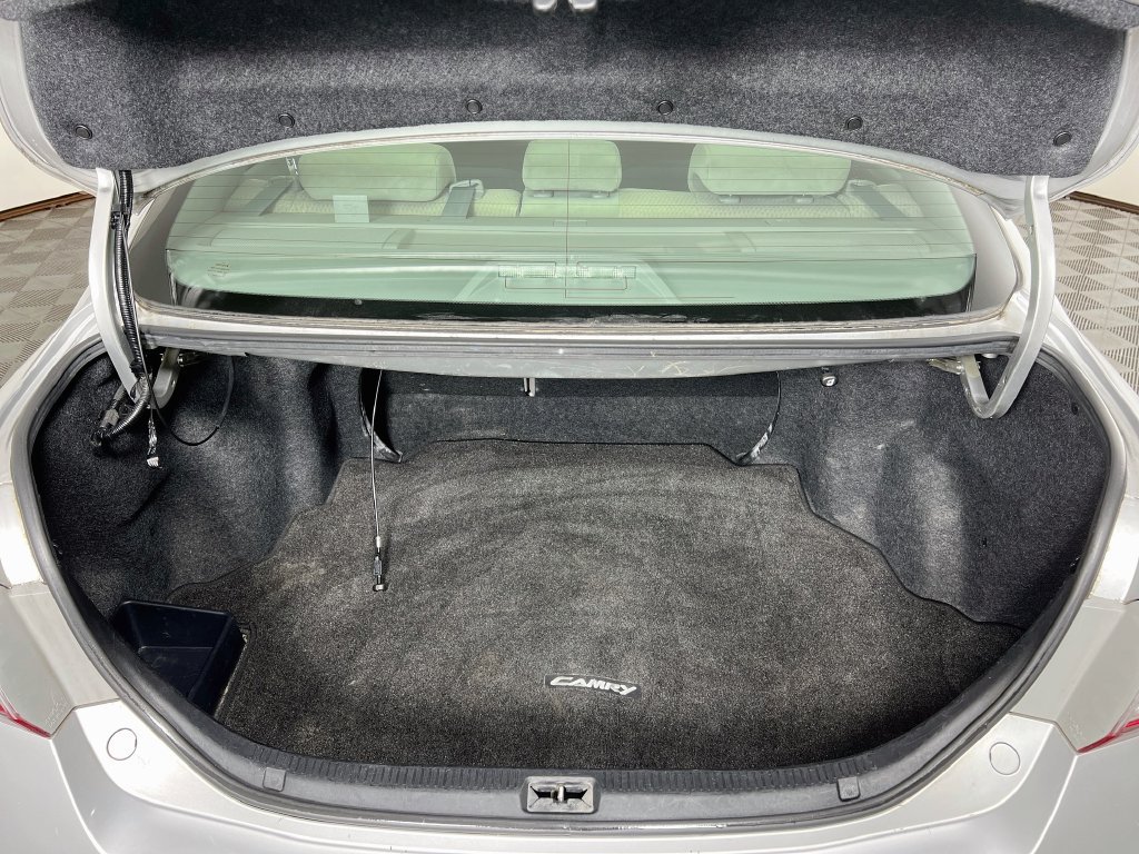Used 2010 Toyota Camry FWD image 22
