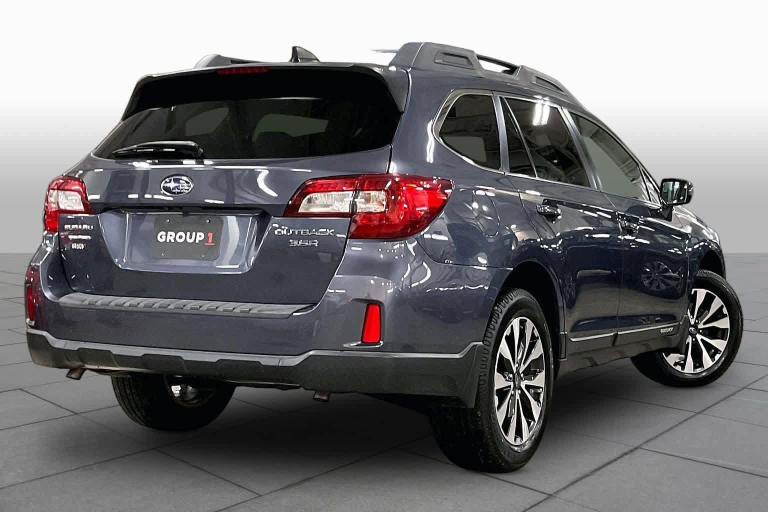 Used 2016 Subaru Outback 3.6R Limited AWD/4WD image 13