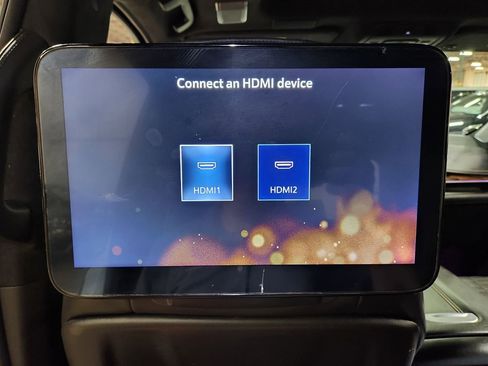 Used 2022 Cadillac Escalade ESV Sport Platinum w/ LPO, ONYX Package image 57