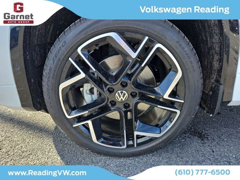 New 2026 Volkswagen Tiguan SEL R-Line image 9