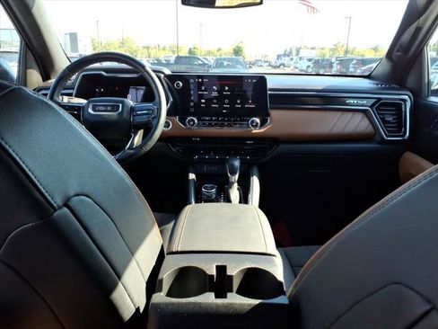 Used 2024 GMC Canyon AT4 w/ Canyon Safety Plus Package image 8