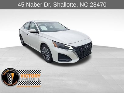 Used 2023 Nissan Altima 2.5 SV