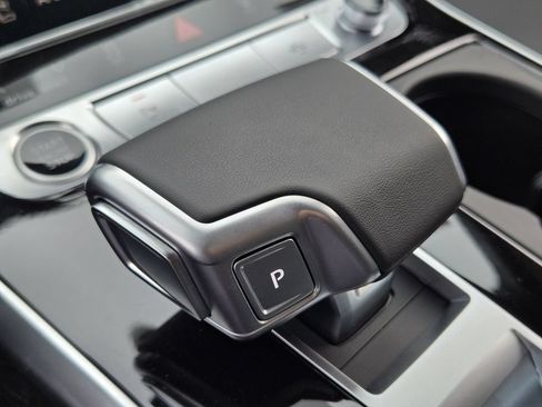 Used 2026 Audi Q7 3.0T Premium Plus AWD/4WD image 26