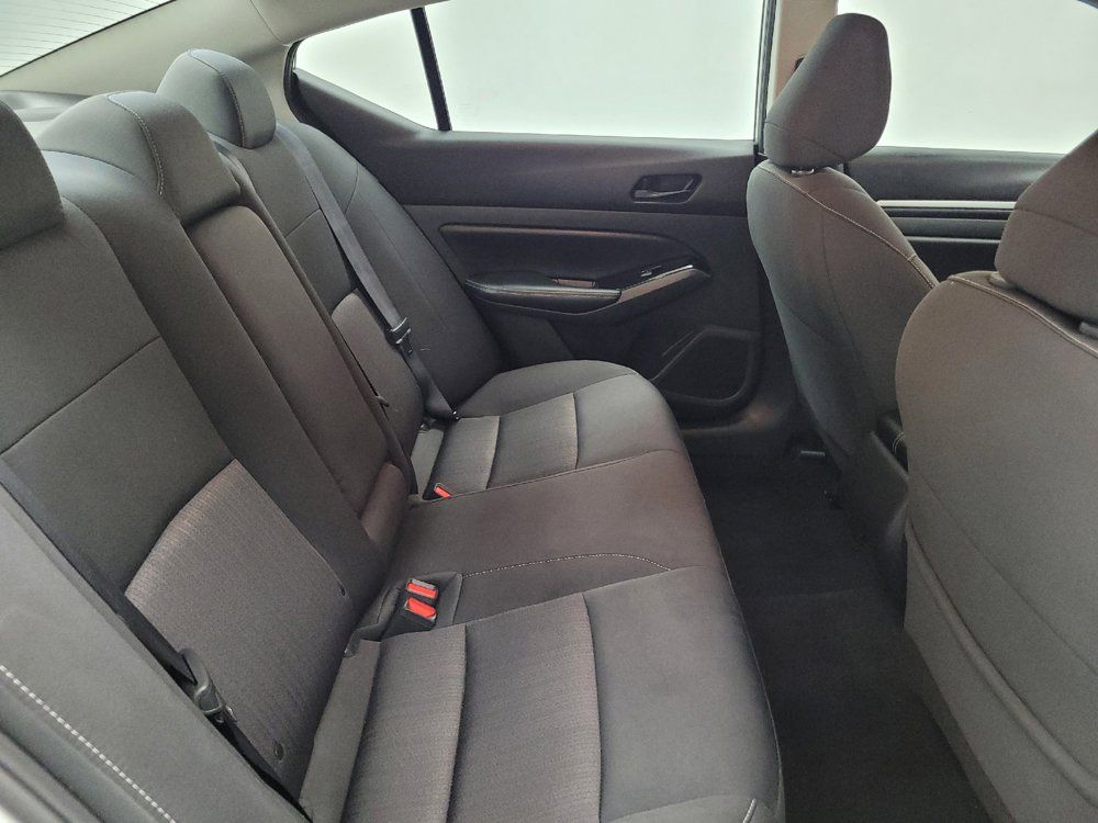 Used 2023 Nissan Altima 2.5 SV FWD image 19