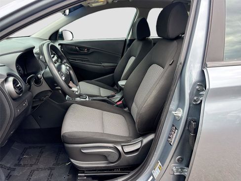 Used 2021 Hyundai Kona SE FWD image 19