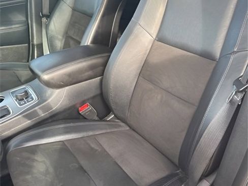 Used 2020 Jeep Grand Cherokee Laredo w/ Quick Order Package 2BN North image 19