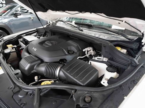 Used 2015 Jeep Grand Cherokee Altitude image 34