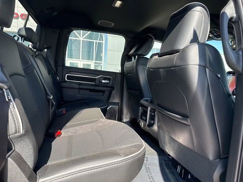 New 2026 RAM 2500 Laramie w/ Sport Appearance Package AWD/4WD image 18